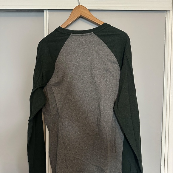 Roots Men's Long Sleeve Tee *BNWT* *MEDIUM* - Picture 4 of 4